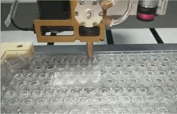 【UV膠】點(diǎn)膠時出現(xiàn)斷膠的原因？如何解決？